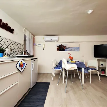Caronda Mezzanine - Casa * קטאניה